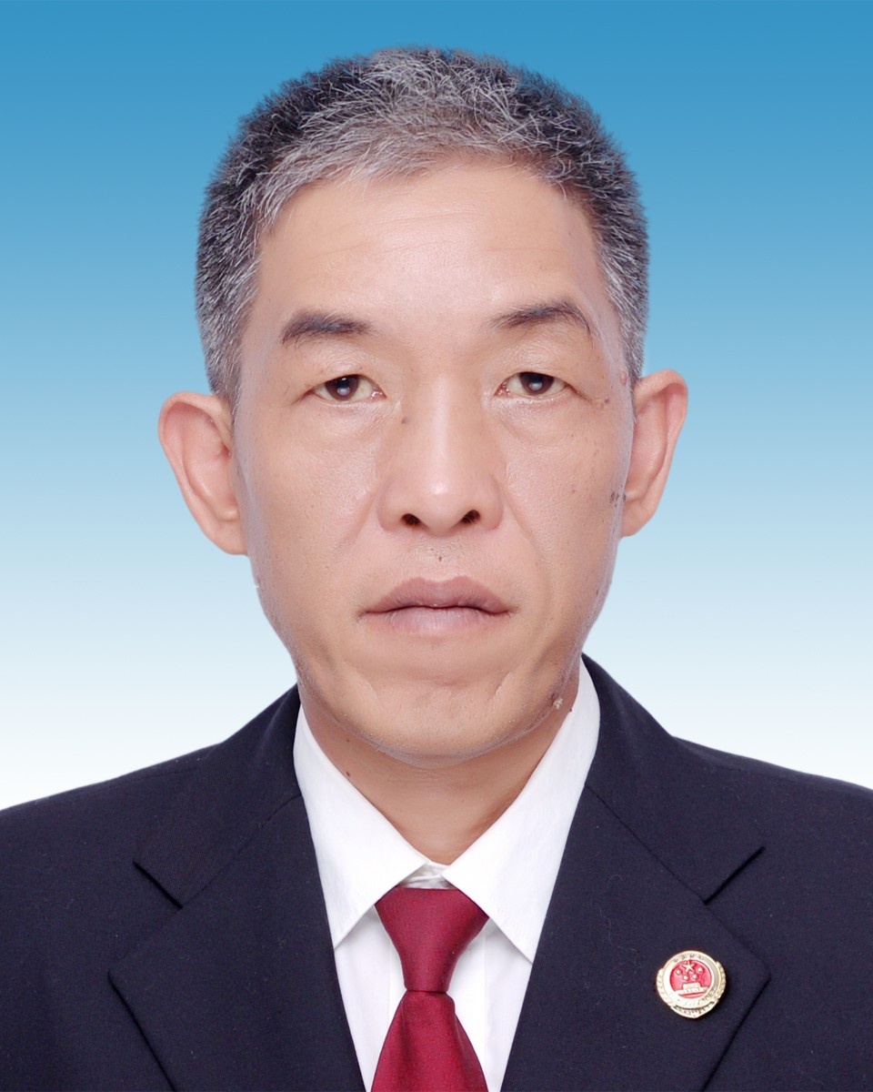 王志龙.jpg 王志龙.jpg