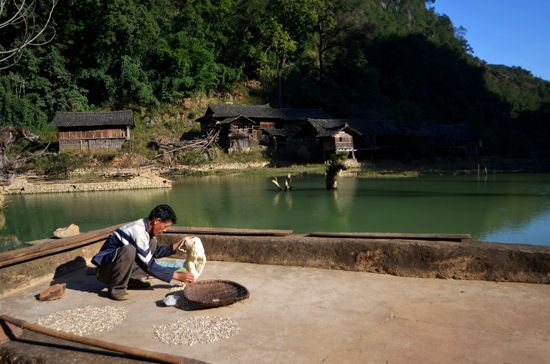 广南县董堡乡牡露村委会牡露村