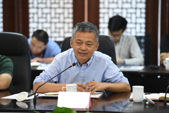 王新哲讲话.jpg