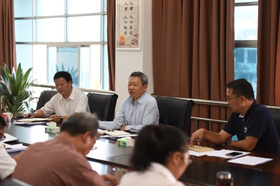 会议现场1.jpg