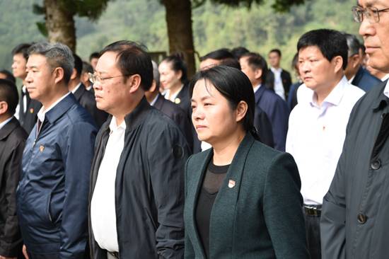 陵园3.JPG