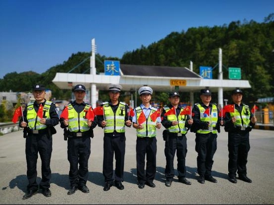 红旗2.jpg