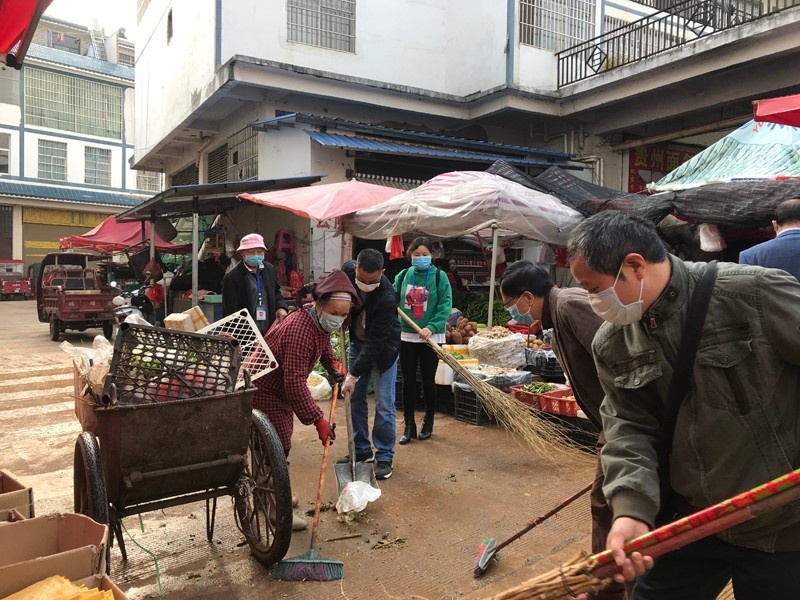 农贸市场卫生清理.jpg