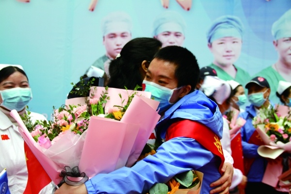 4B409Cb001.jpg