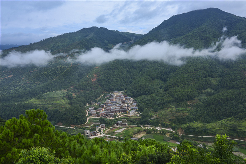 4-3 全国文明村——汤谷壮族村（吕德仁摄) (33).jpg