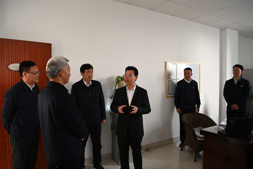 正在上传...