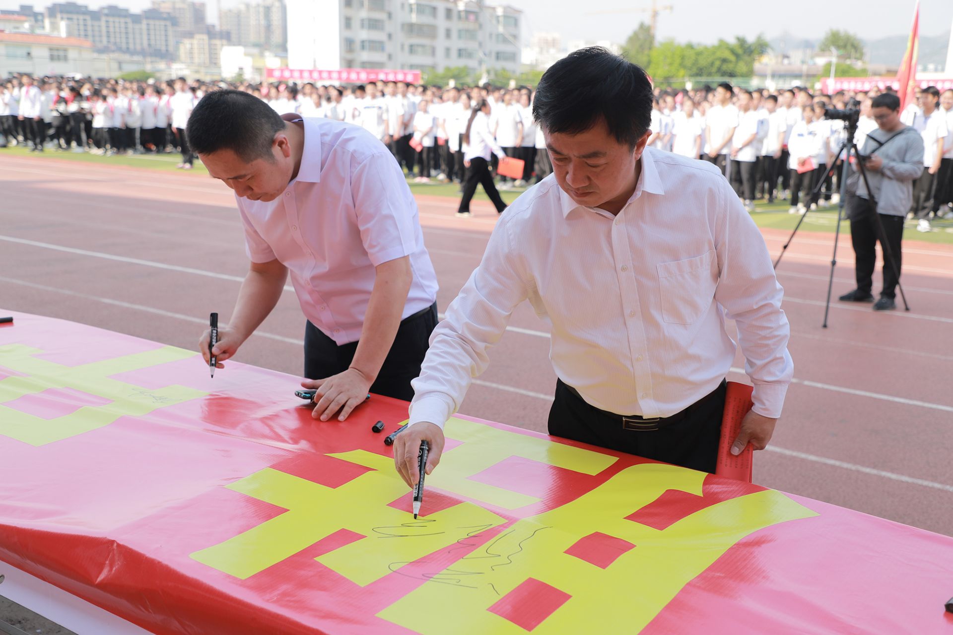 冲刺60天文山大同中学举行中考誓师大会