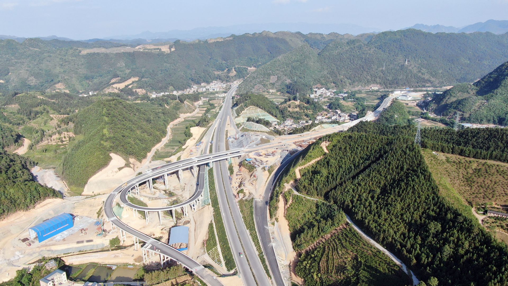 新进展文麻高速公路tj4标主体工程全部完工