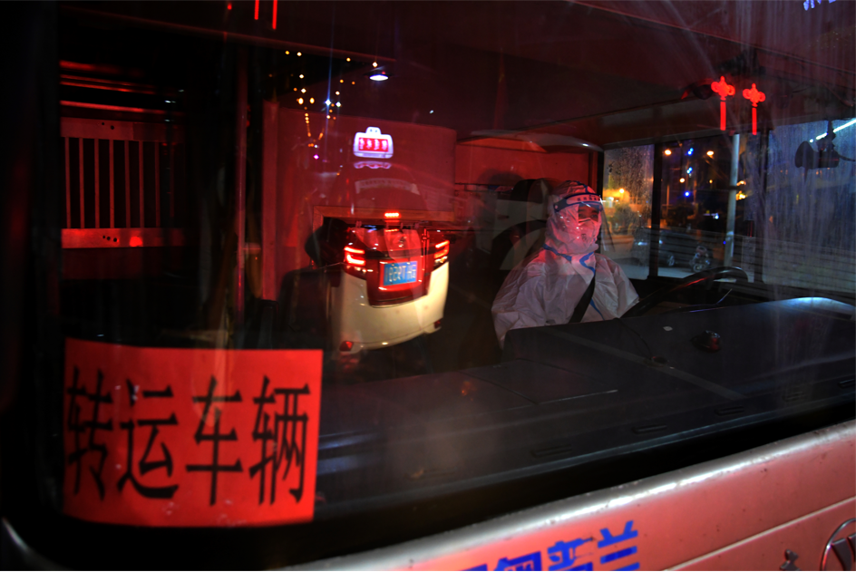 正在上传...