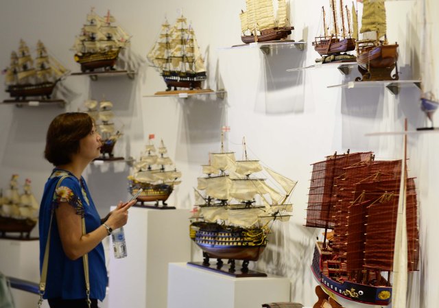 2016年7月11日。2016中国。昆明郑和国际文化旅游节,此图为:航海船只展 本报记者 刘筱庆 摄.jpg