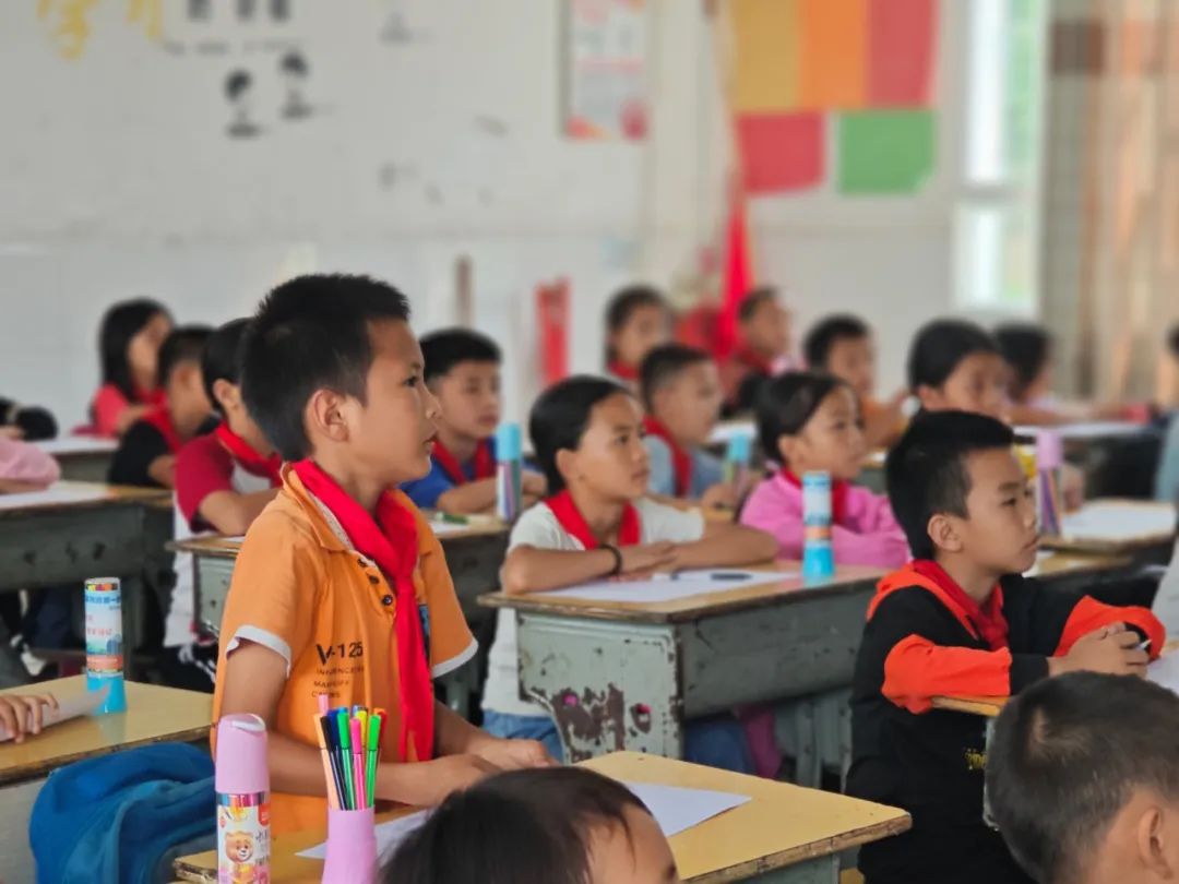 杨万分站5.jpg