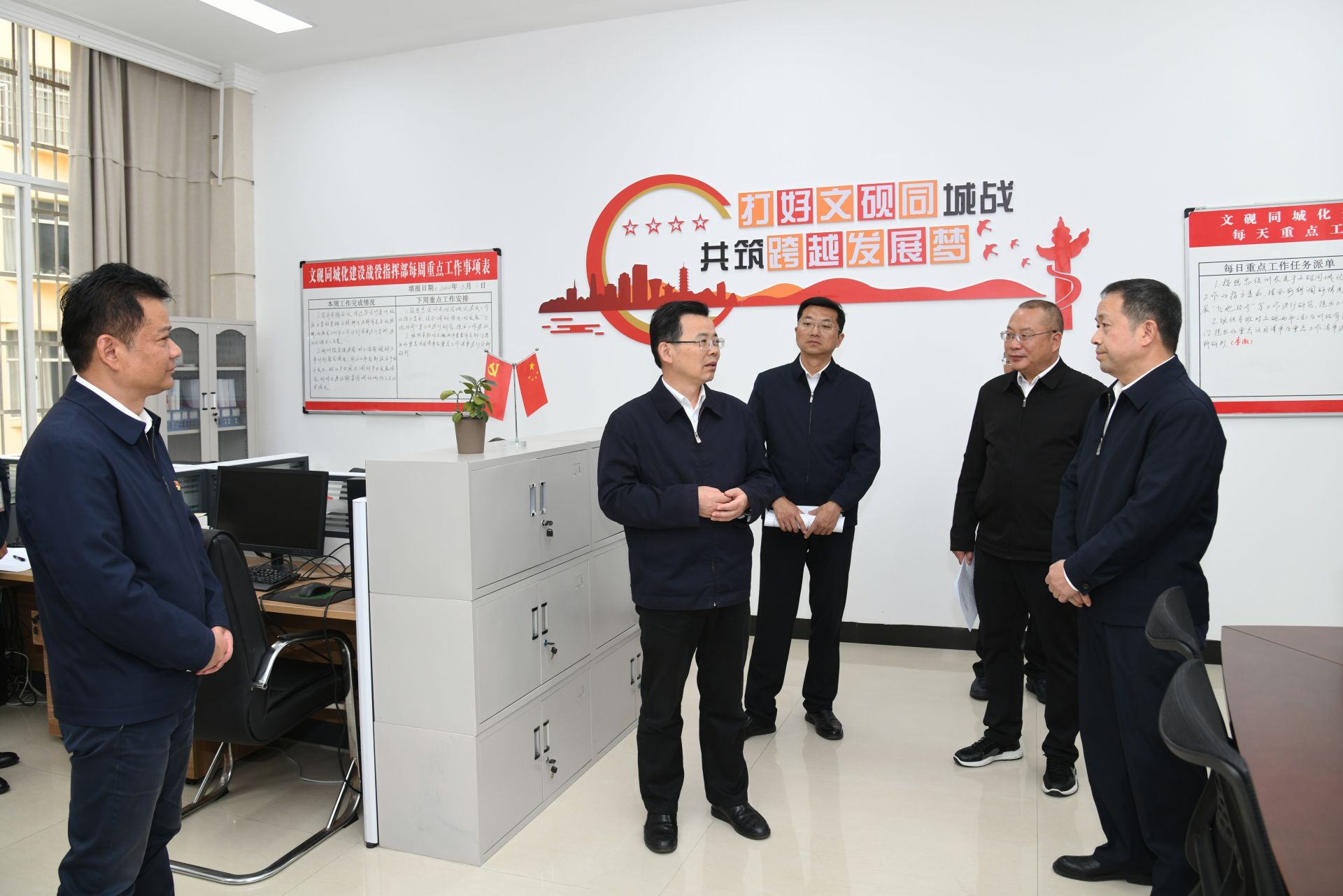 作战楼调研.jpg