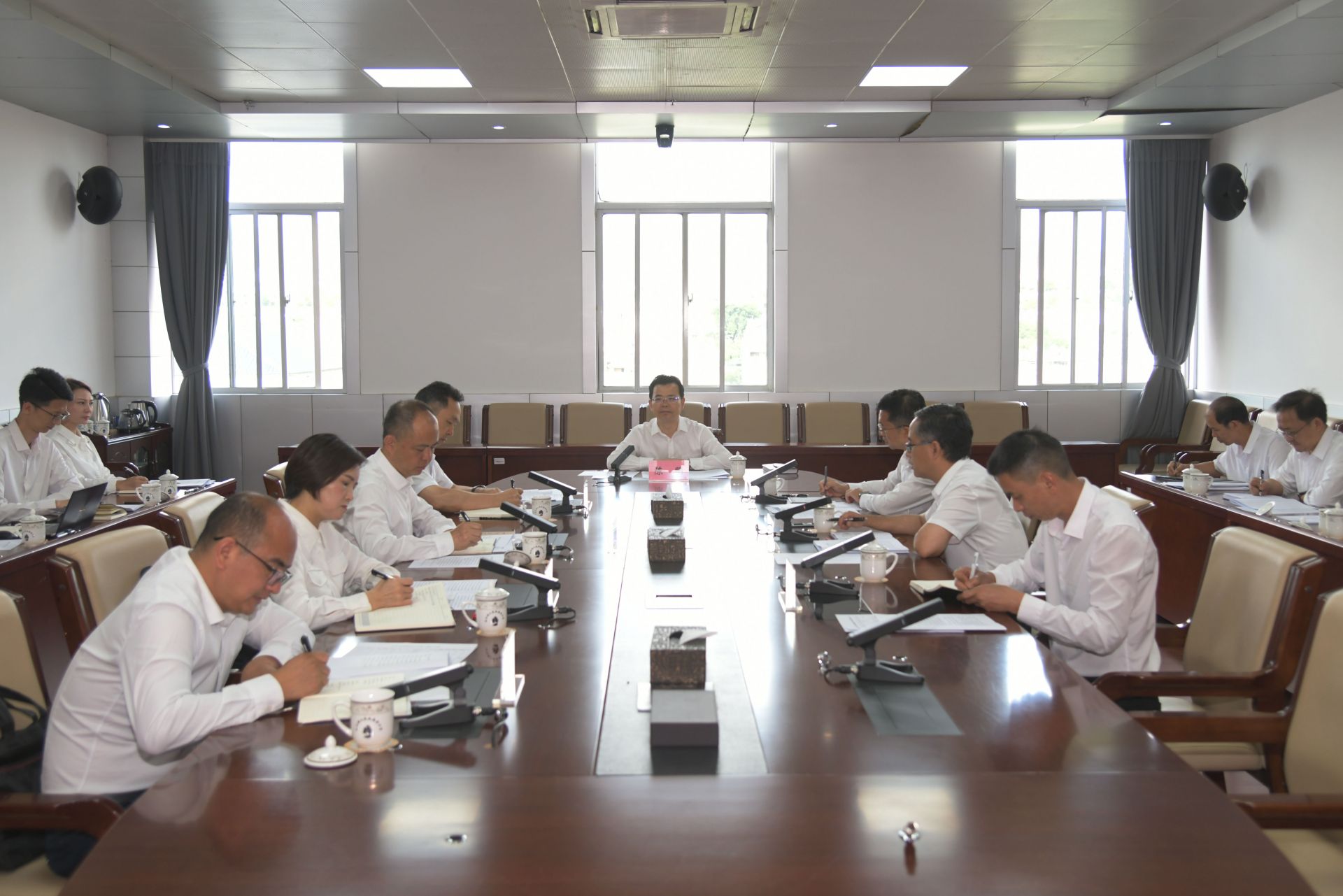 会议现场.jpg