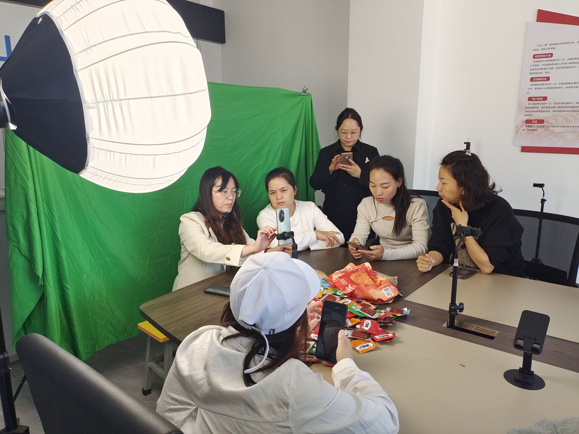 微信图片_20241030160027.jpg