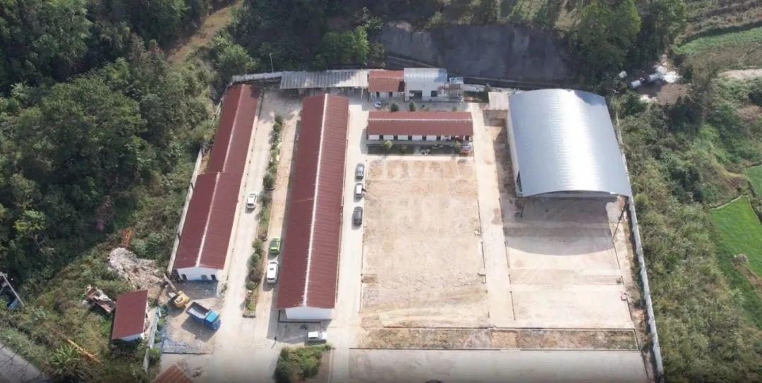 图5.孵化中心（在建).jpg