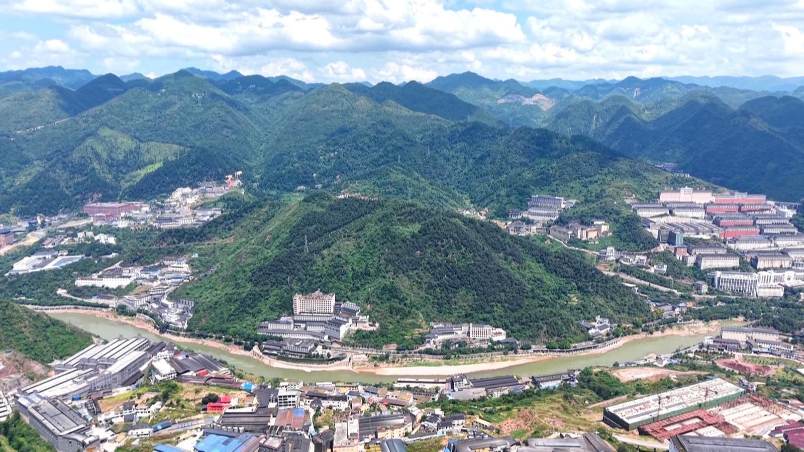 赤水河椿树村段。