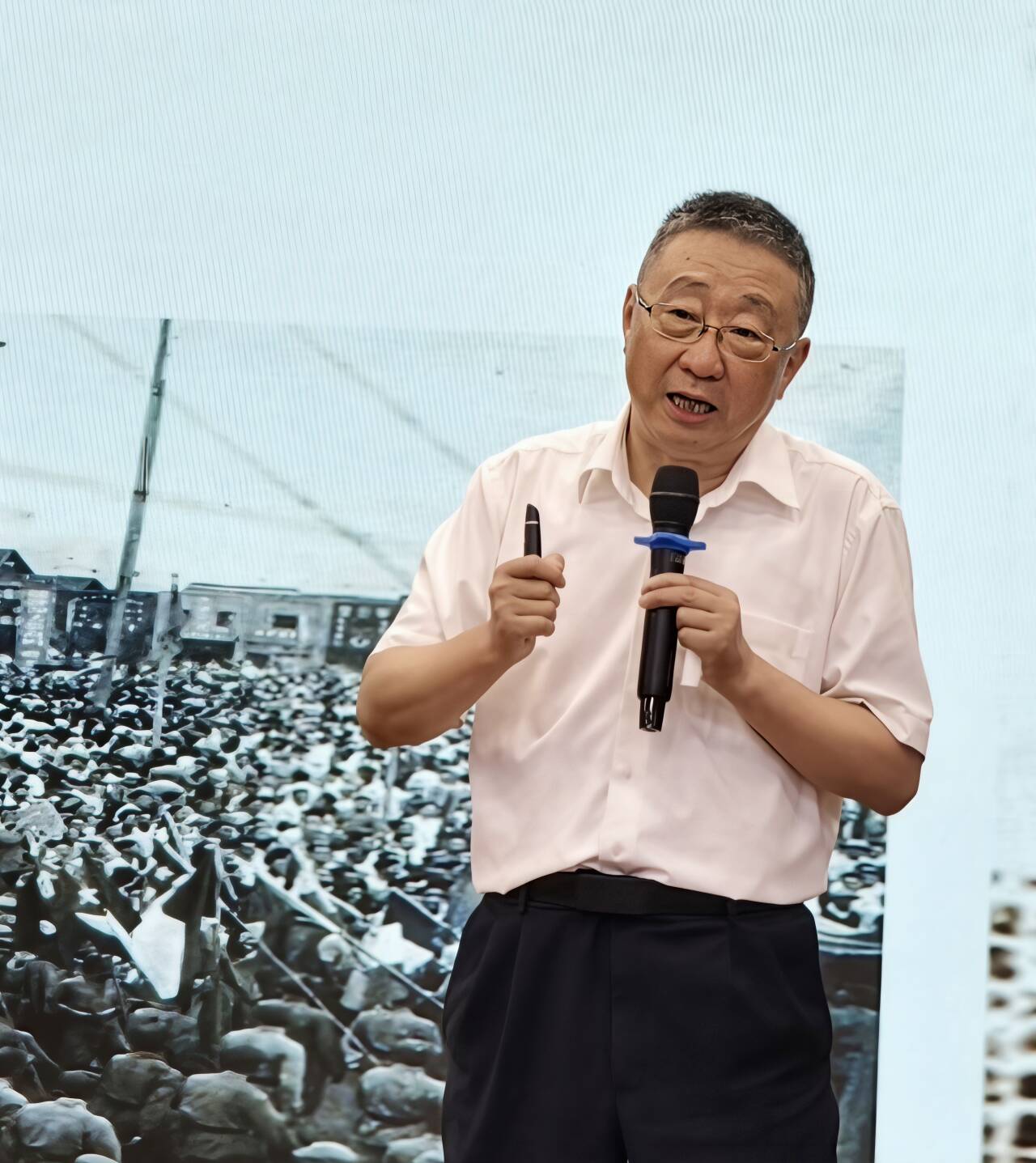 正在上传...