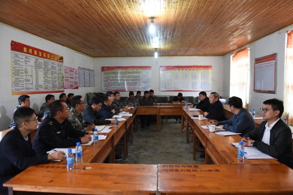 座谈会现场2.jpg